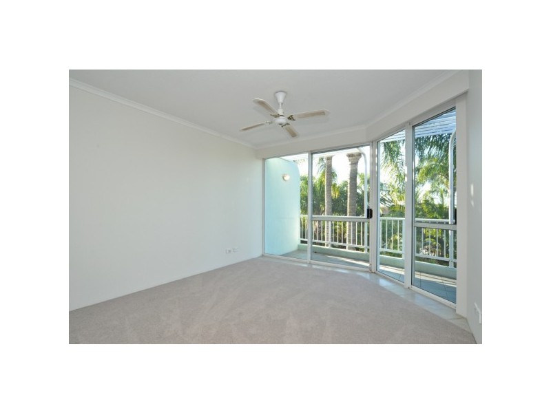 24/75 Morala Avenue, Runaway Bay QLD 4216