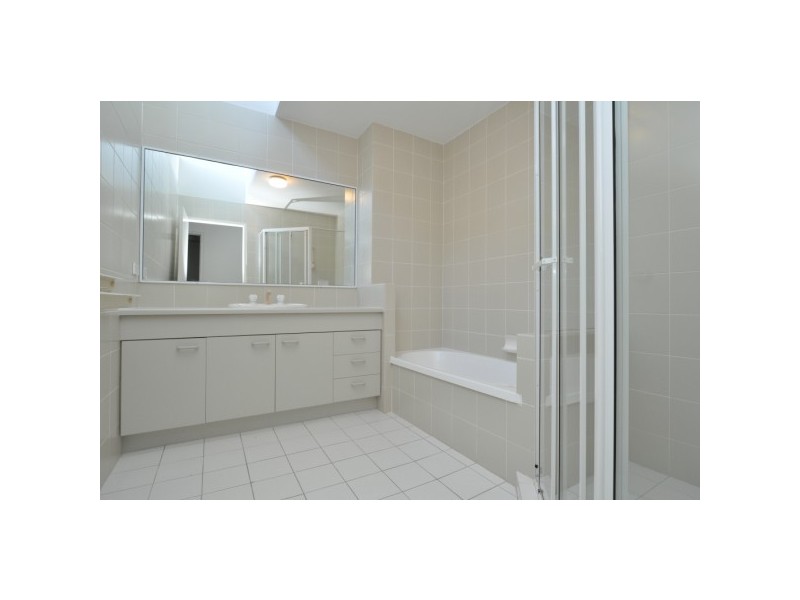 24/75 Morala Avenue, Runaway Bay QLD 4216