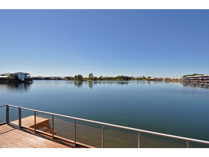 52/181 Lae Drive, Coombabah QLD 4216