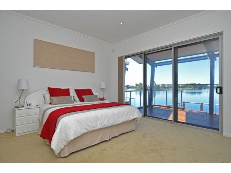 52/181 Lae Drive, Coombabah QLD 4216