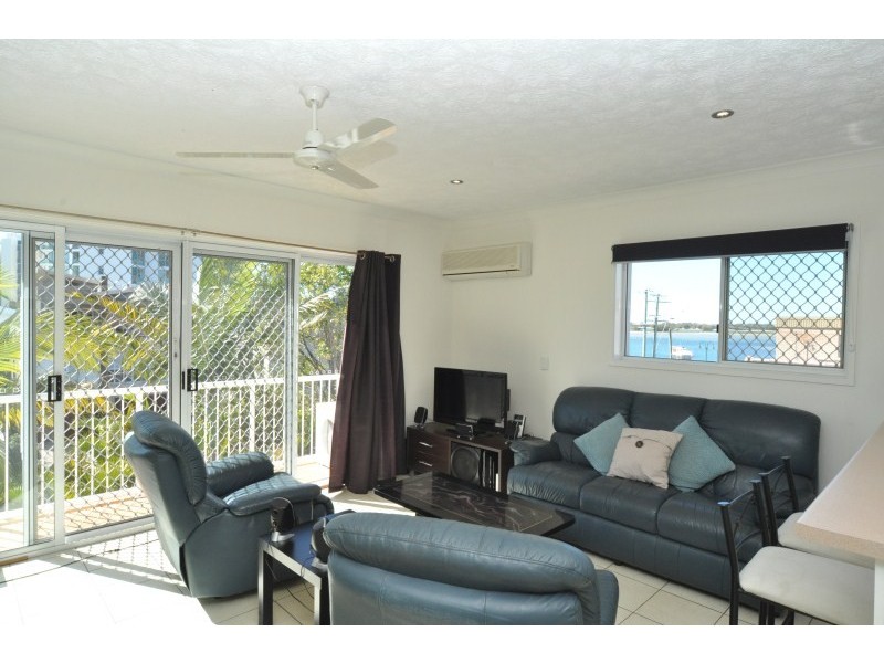 42/12 Whiting Street, Labrador QLD 4215