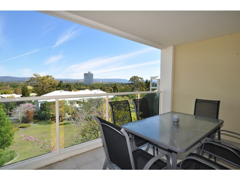 4167 Ross Street, Benowa QLD 4217