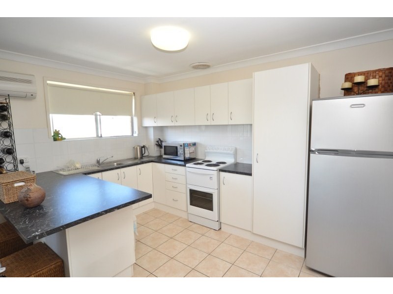 7/24 Madang Crescent, Runaway Bay QLD 4216