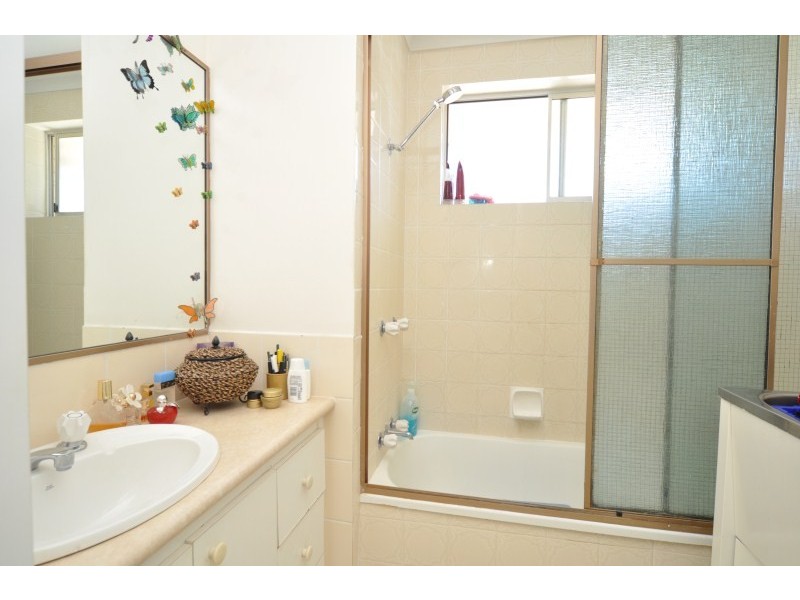 7/24 Madang Crescent, Runaway Bay QLD 4216