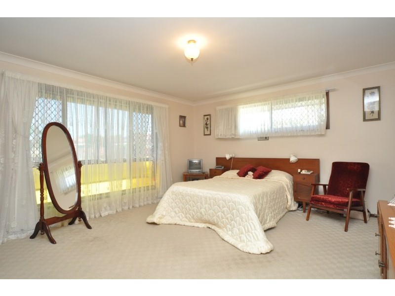 1 Primrose Court, Hollywell QLD 4216