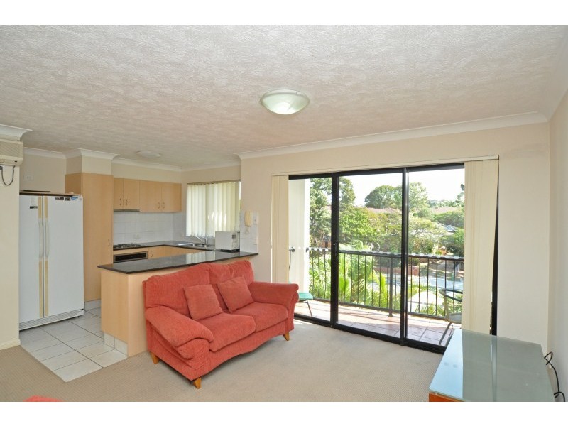 66/38 Labrador Street, Labrador QLD 4215