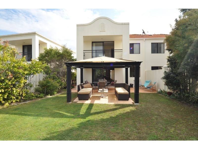 57/60 Caseys Road, Hope Island QLD 4212