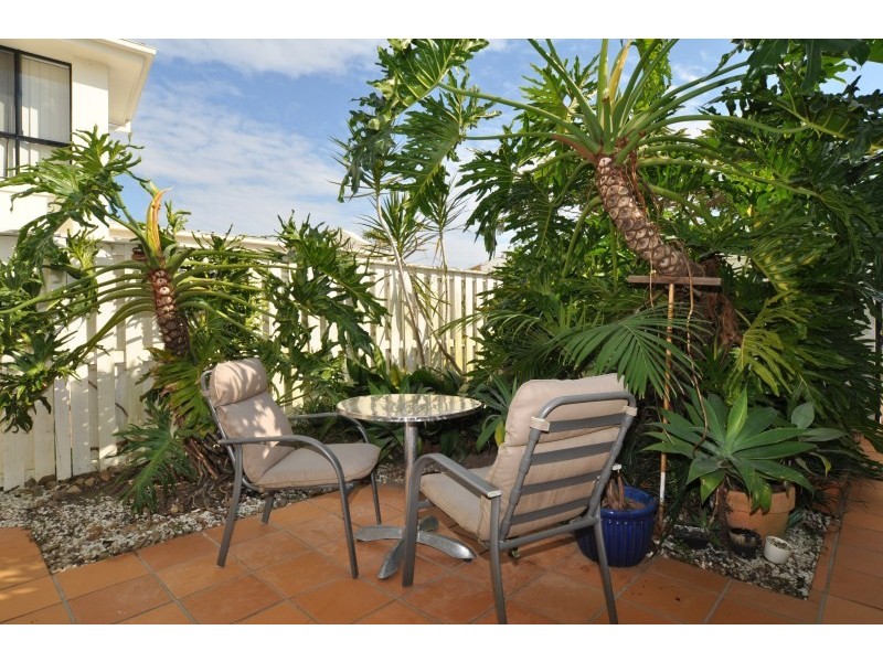 57/60 Caseys Road, Hope Island QLD 4212