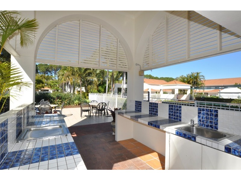 57/60 Caseys Road, Hope Island QLD 4212