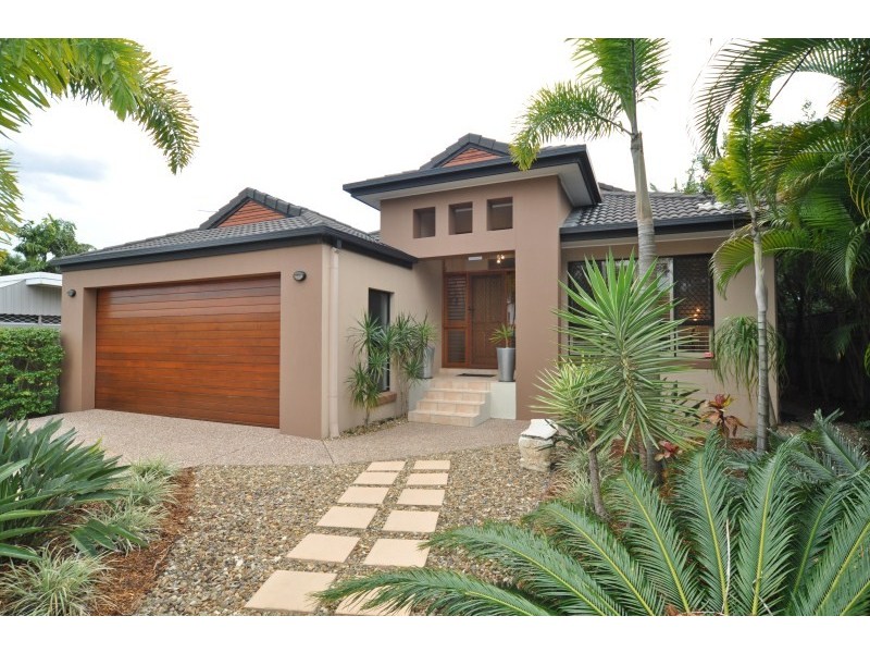 7 Clam Street, Runaway Bay QLD 4216