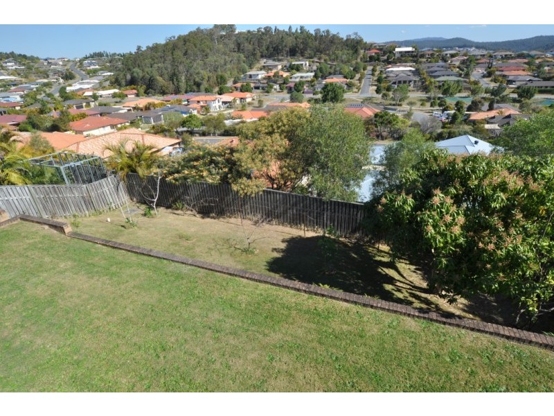 23 Manra Way, Pacific Pines QLD 4211