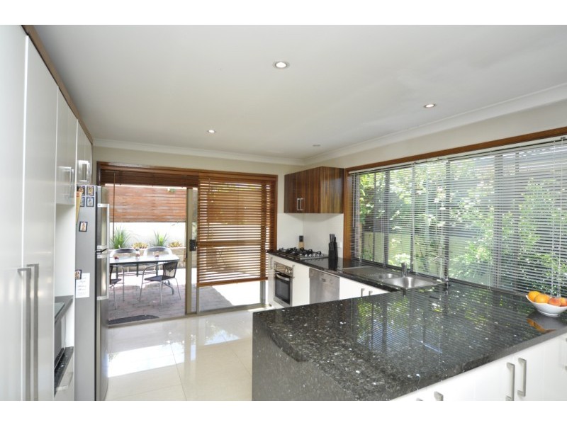 46 Camelot Crescent, Hollywell QLD 4216