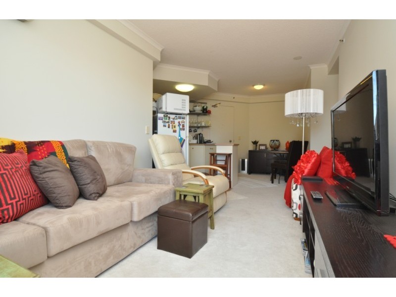 37/542 Marine Parade, Biggera Waters QLD 4216