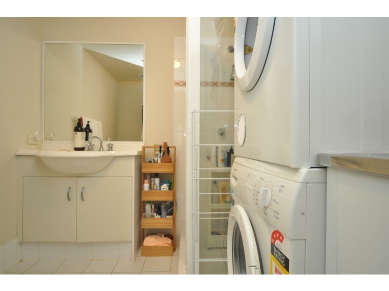 37/542 Marine Parade, Biggera Waters QLD 4216