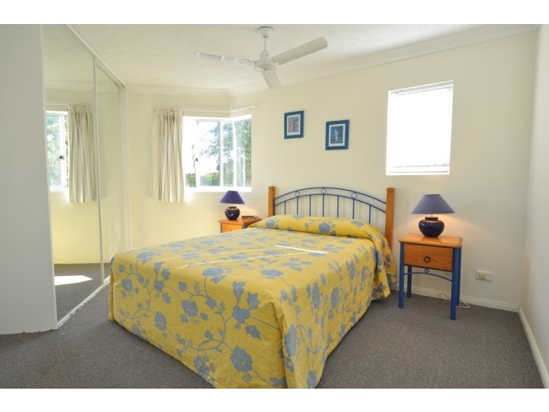 32/484 Marine Parade, Biggera Waters QLD 4216