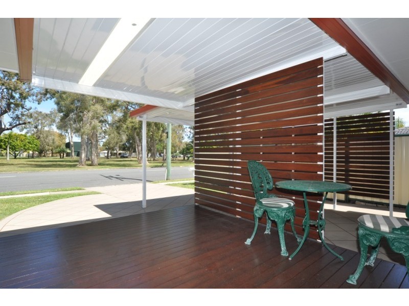 61 Ocean Street, Runaway Bay QLD 4216