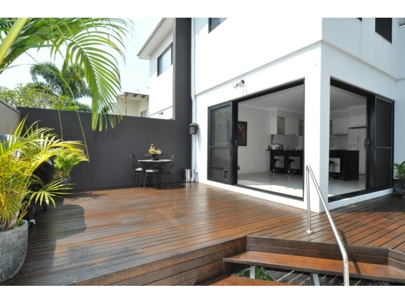 1/40 Bayview Street, Runaway Bay QLD 4216