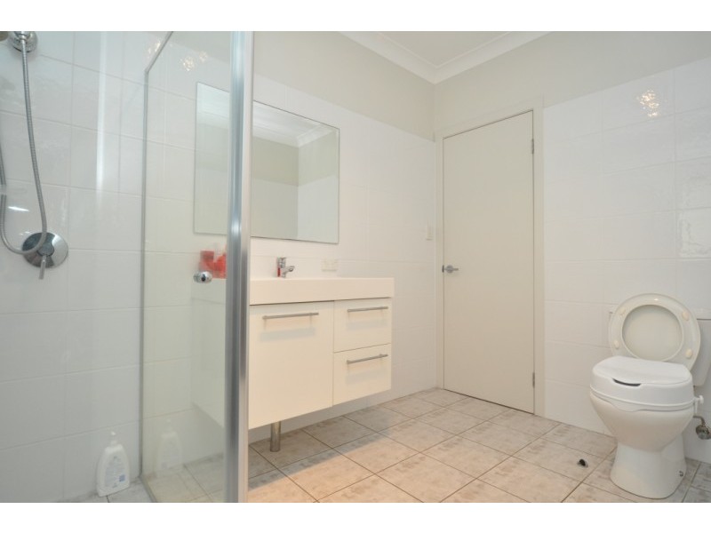 1/40 Bayview Street, Runaway Bay QLD 4216