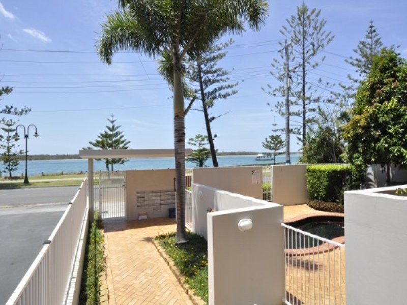 17/414 Marine Parade, Biggera Waters QLD 4216