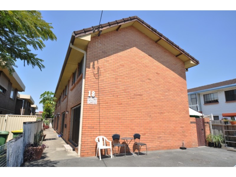 3/18 Central Street, Labrador QLD 4215