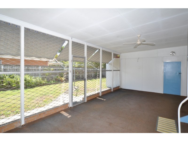 101 Stradbroke Street, Runaway Bay QLD 4216