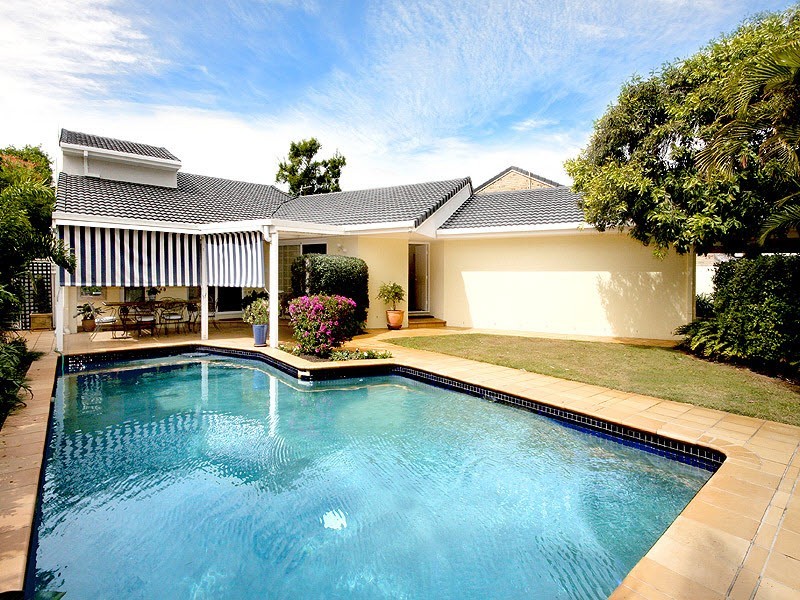 30 Cockleshell Court, Runaway Bay QLD 4216