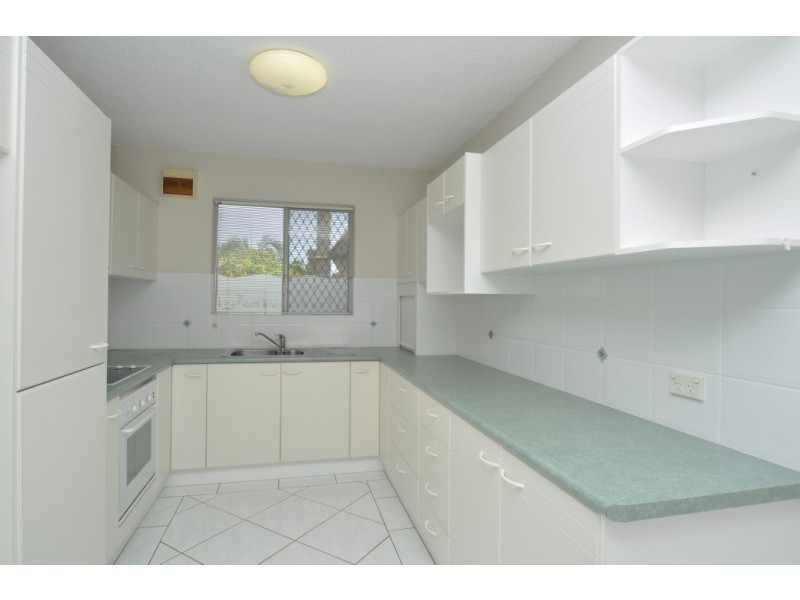 22/224 Marine Parade, Labrador QLD 4215
