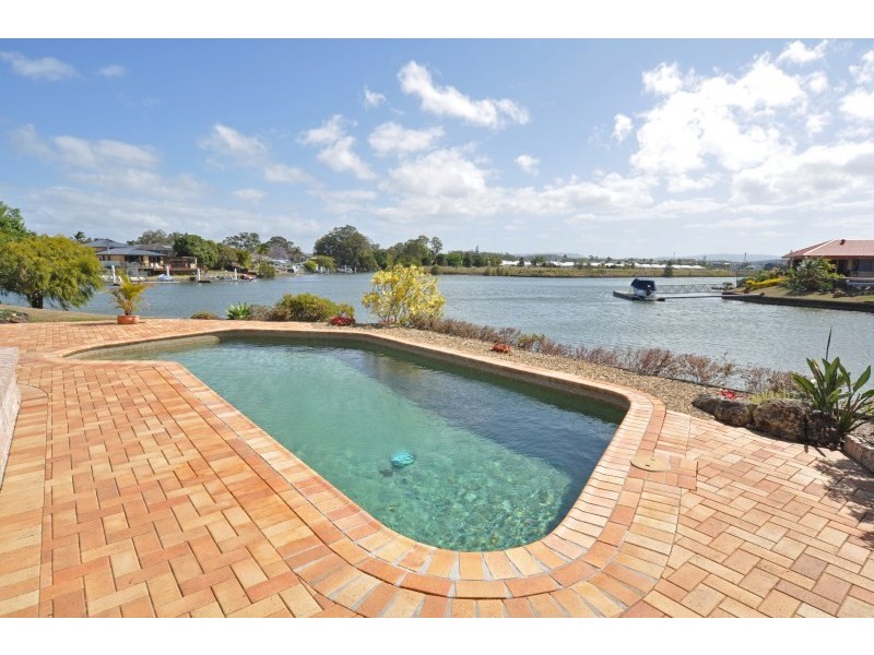 15 Clipper Court, Biggera Waters QLD 4216