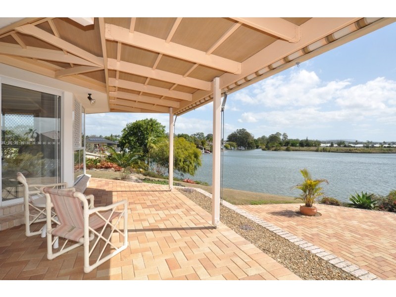15 Clipper Court, Biggera Waters QLD 4216