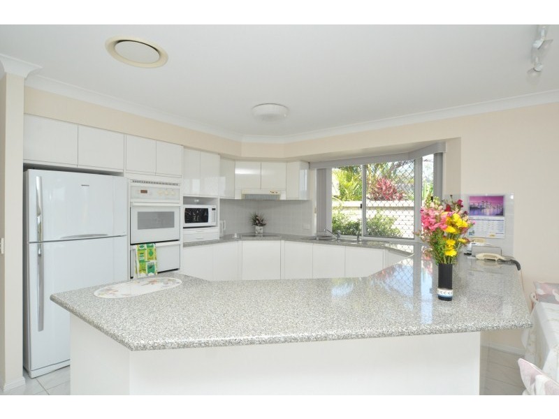 15 Clipper Court, Biggera Waters QLD 4216
