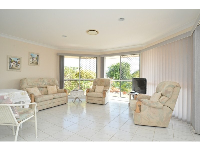 15 Clipper Court, Biggera Waters QLD 4216