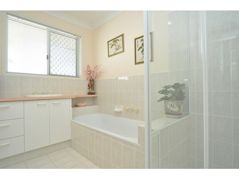 15 Clipper Court, Biggera Waters QLD 4216