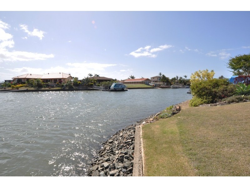 15 Clipper Court, Biggera Waters QLD 4216
