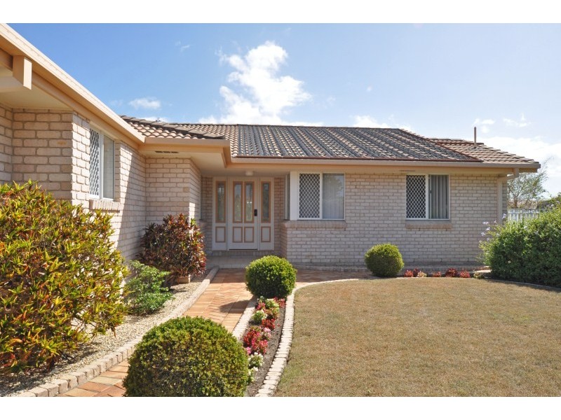 15 Clipper Court, Biggera Waters QLD 4216