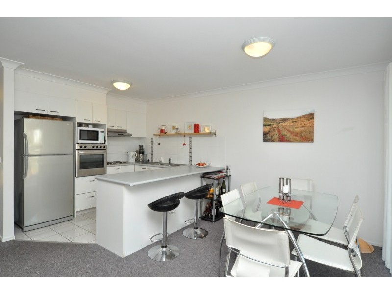 23/20 Huth Street, Labrador QLD 4215