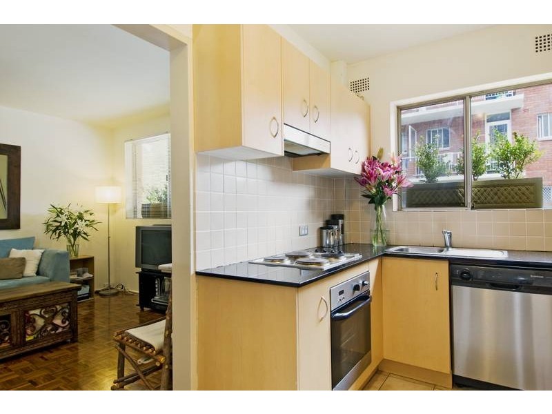 2/4 Fairway Close, Manly Vale NSW 2093