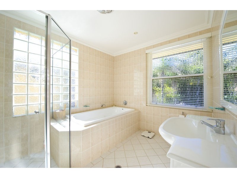 14 Monash Crescent, Clontarf NSW 2093