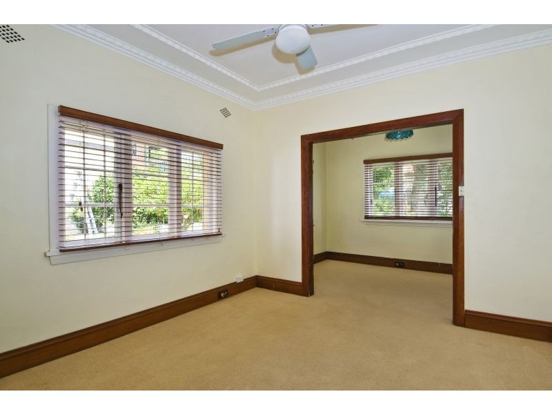 12 Kempbridge Avenue, Seaforth NSW 2092