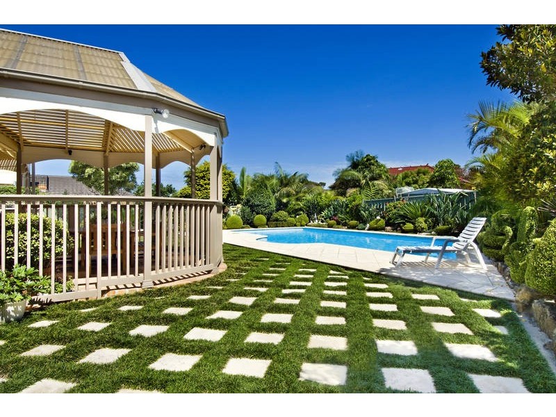 25 Lady Penrhyn Drive, Beacon Hill NSW 2100