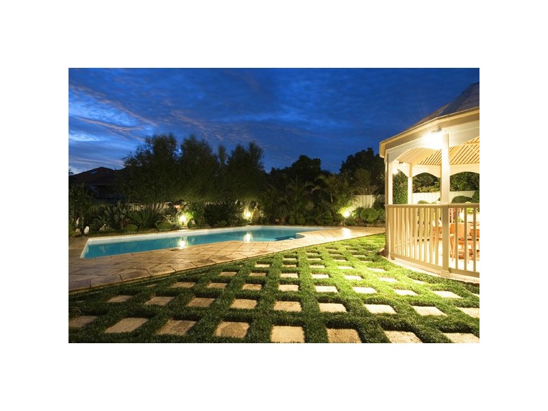 25 Lady Penrhyn Drive, Beacon Hill NSW 2100