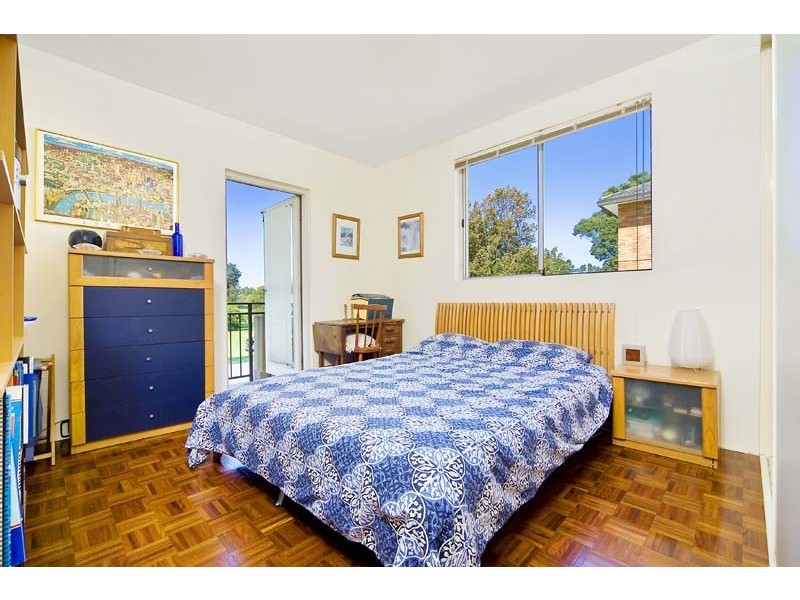 8/4 Fairway Close, Manly Vale NSW 2093