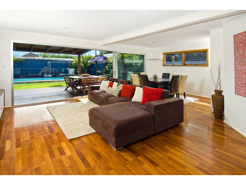 6 Blackwood Road, North Curl Curl NSW 2099