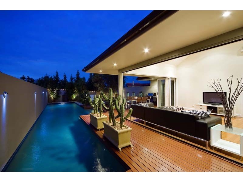 6 Palmerston Place, Seaforth NSW 2092