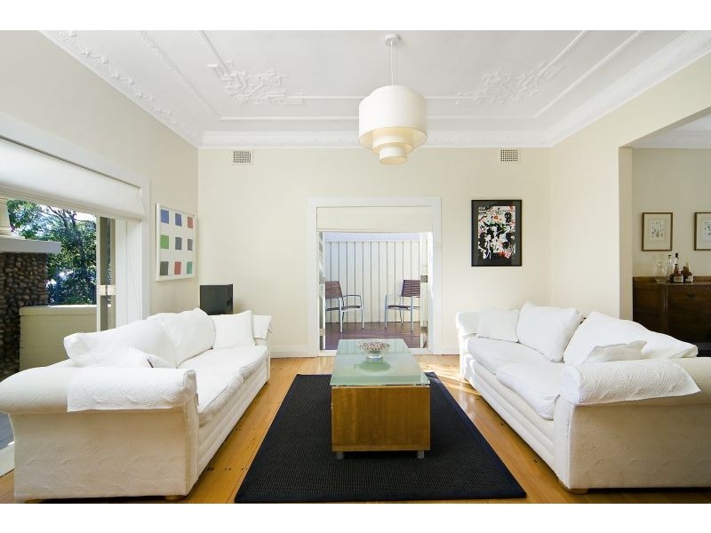 6 Palmerston Place, Seaforth NSW 2092