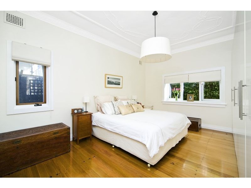 6 Palmerston Place, Seaforth NSW 2092