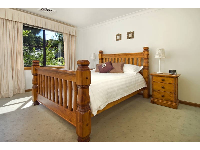 34 Southern Cross Way, Allambie Heights NSW 2100
