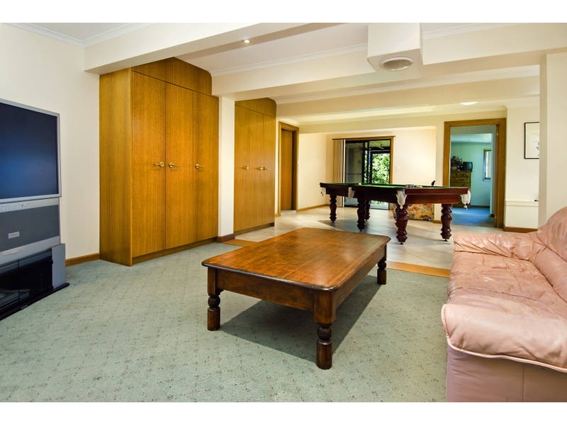 34 Southern Cross Way, Allambie Heights NSW 2100