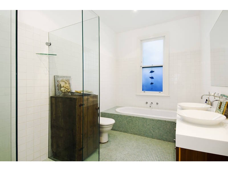 13 Woods Parade, Fairlight NSW 2094