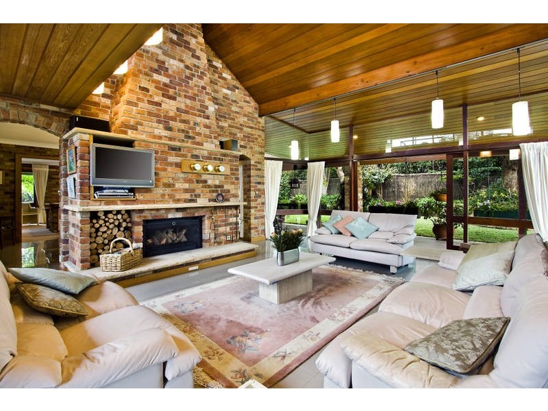 11 Aden Street, Seaforth NSW 2092