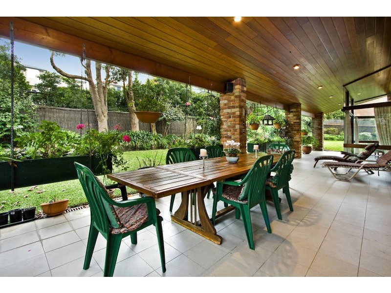 11 Aden Street, Seaforth NSW 2092